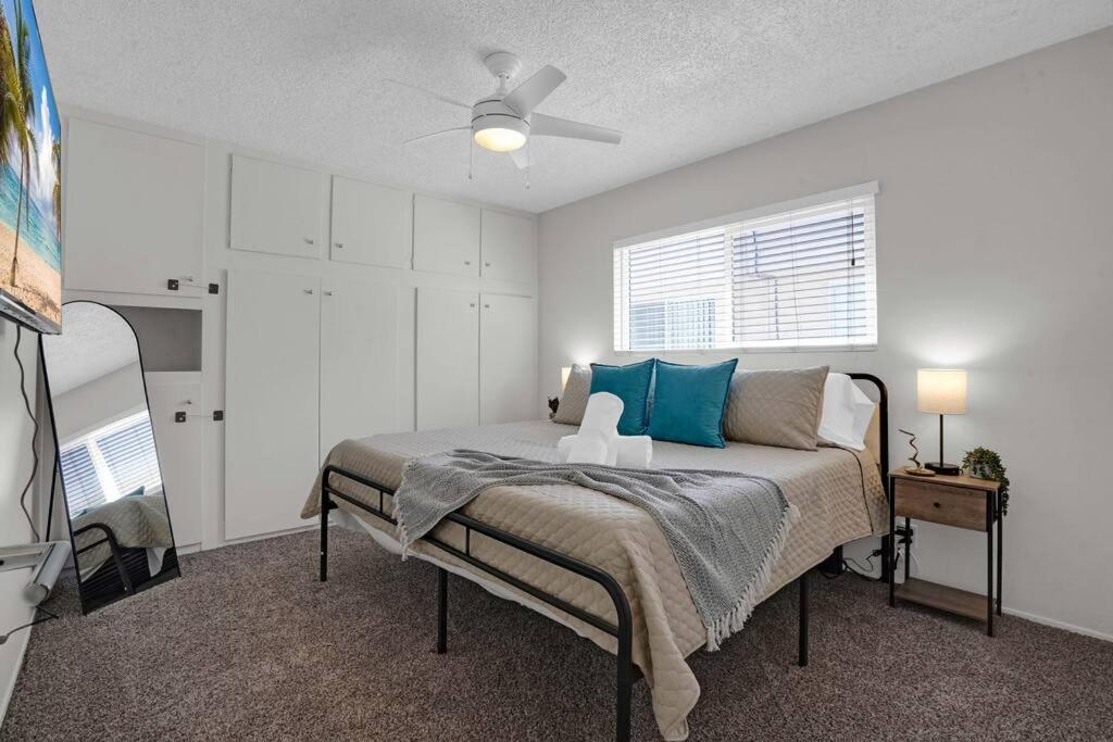 6Th Haven, Arcade, King Bed, Games, 1 Mile To Beaches 长滩 外观 照片